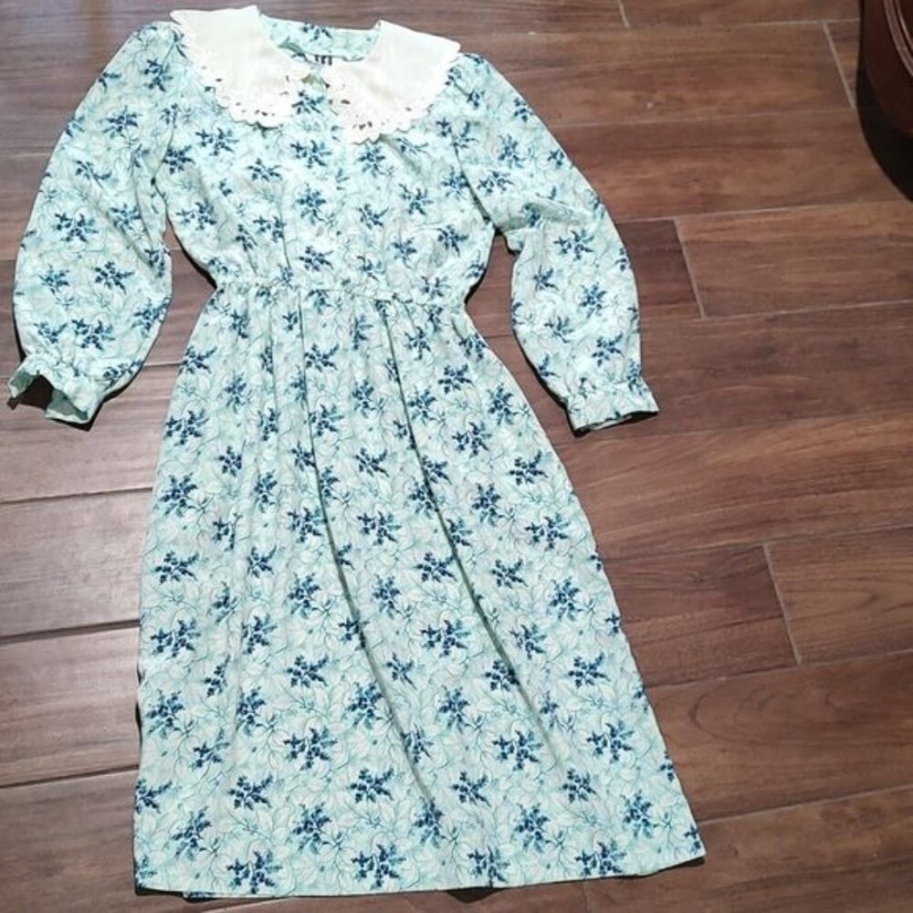 Vintage Blue Floral Midi Dress